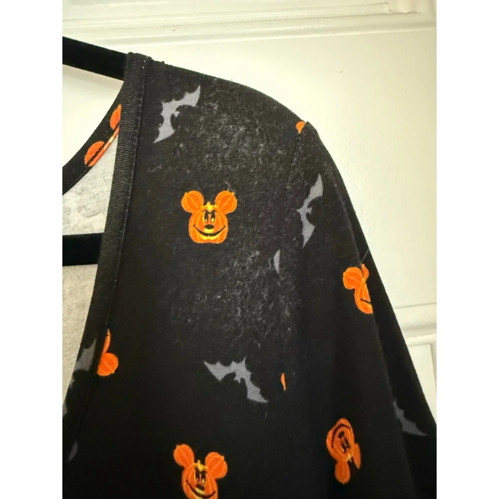 Torrid Halloween Black and Orange Mickey Mouse Short Sleeve Top - Picture 6 of 9